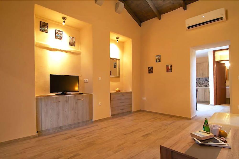 Asikiko Suites Rethimnon Buitenkant foto
