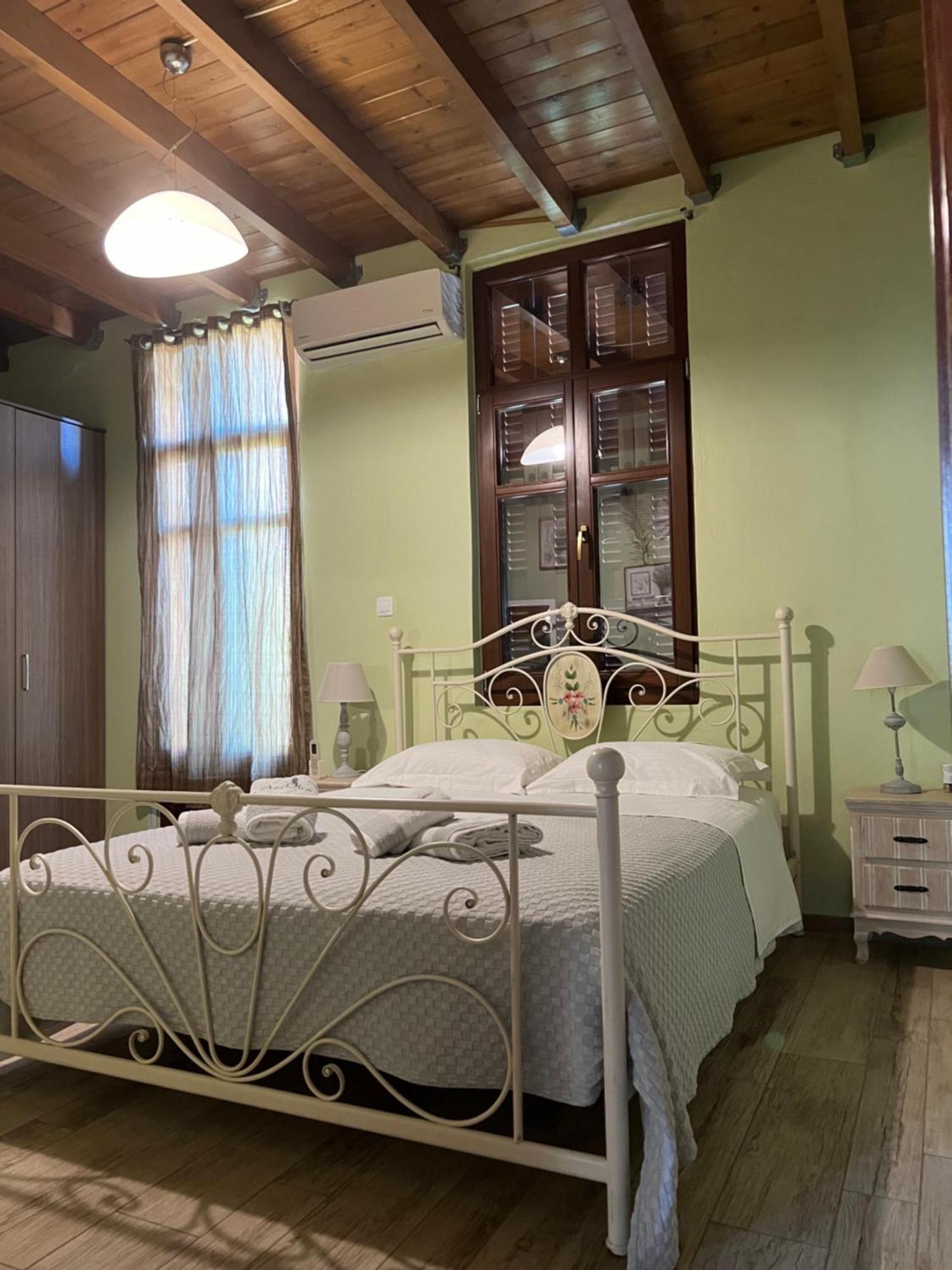 Asikiko Suites Rethimnon Buitenkant foto